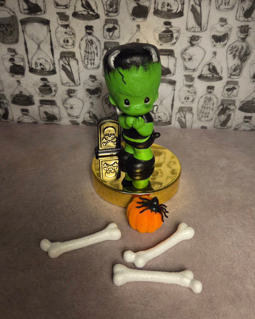 Altered Figurines "Frankenstein's Monster and Bride"