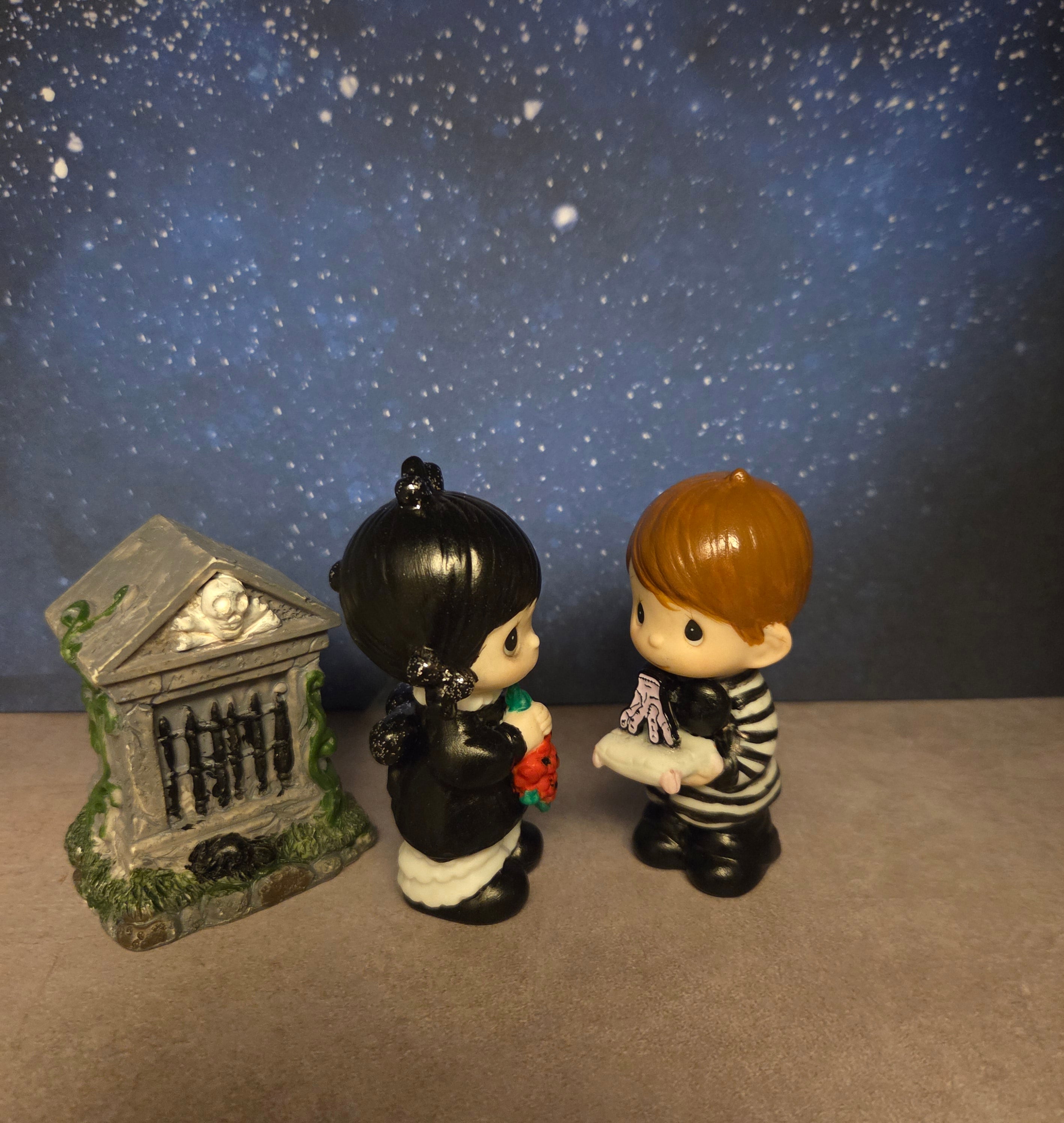 Altered Figurine Set "Wednesday and Pugsley"