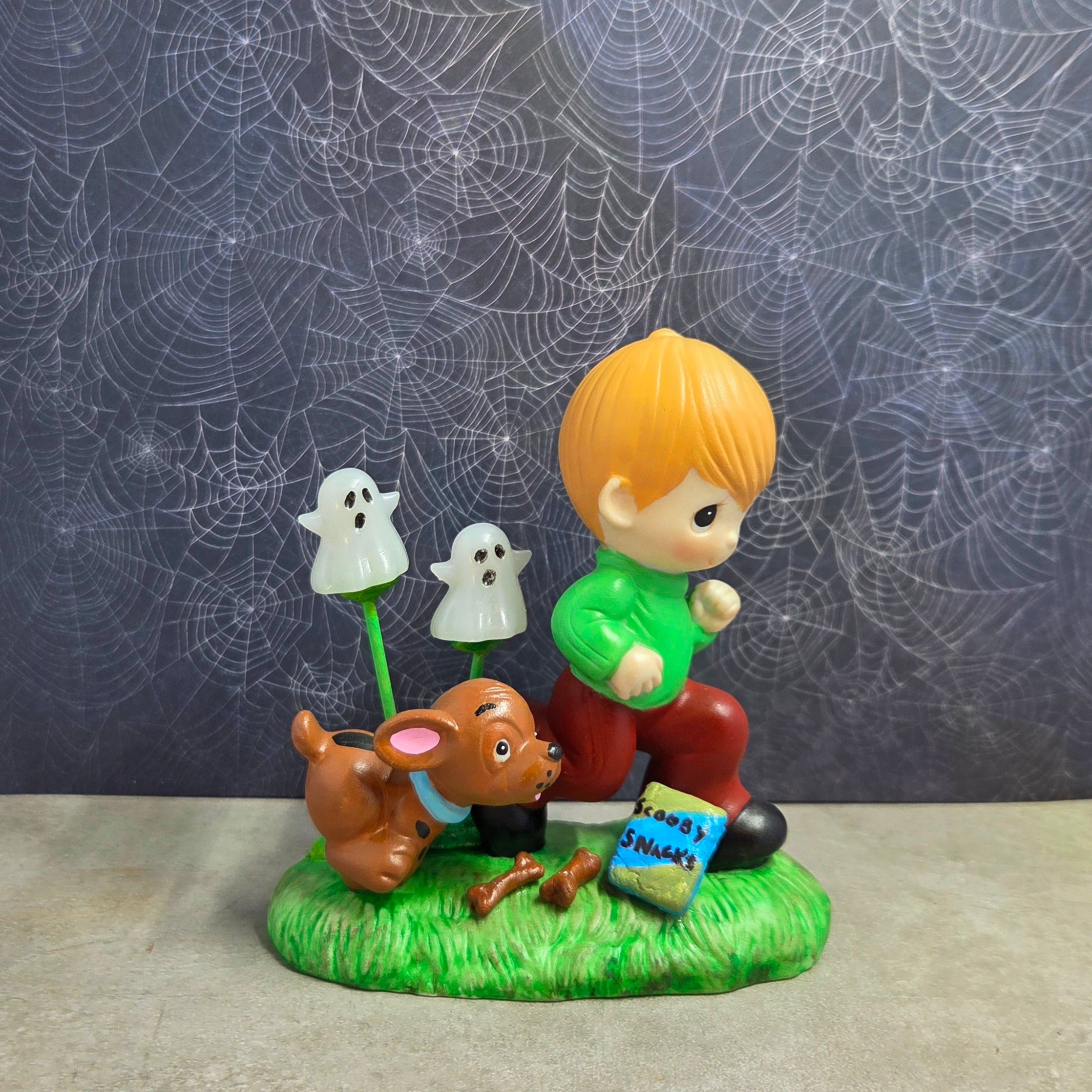 Altered Figurine "Shaggy and Scooby"